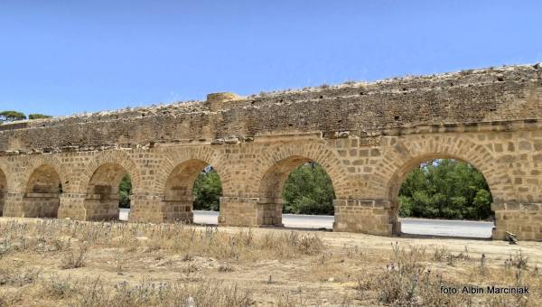 Akwedukt rzymski w Tunezji
